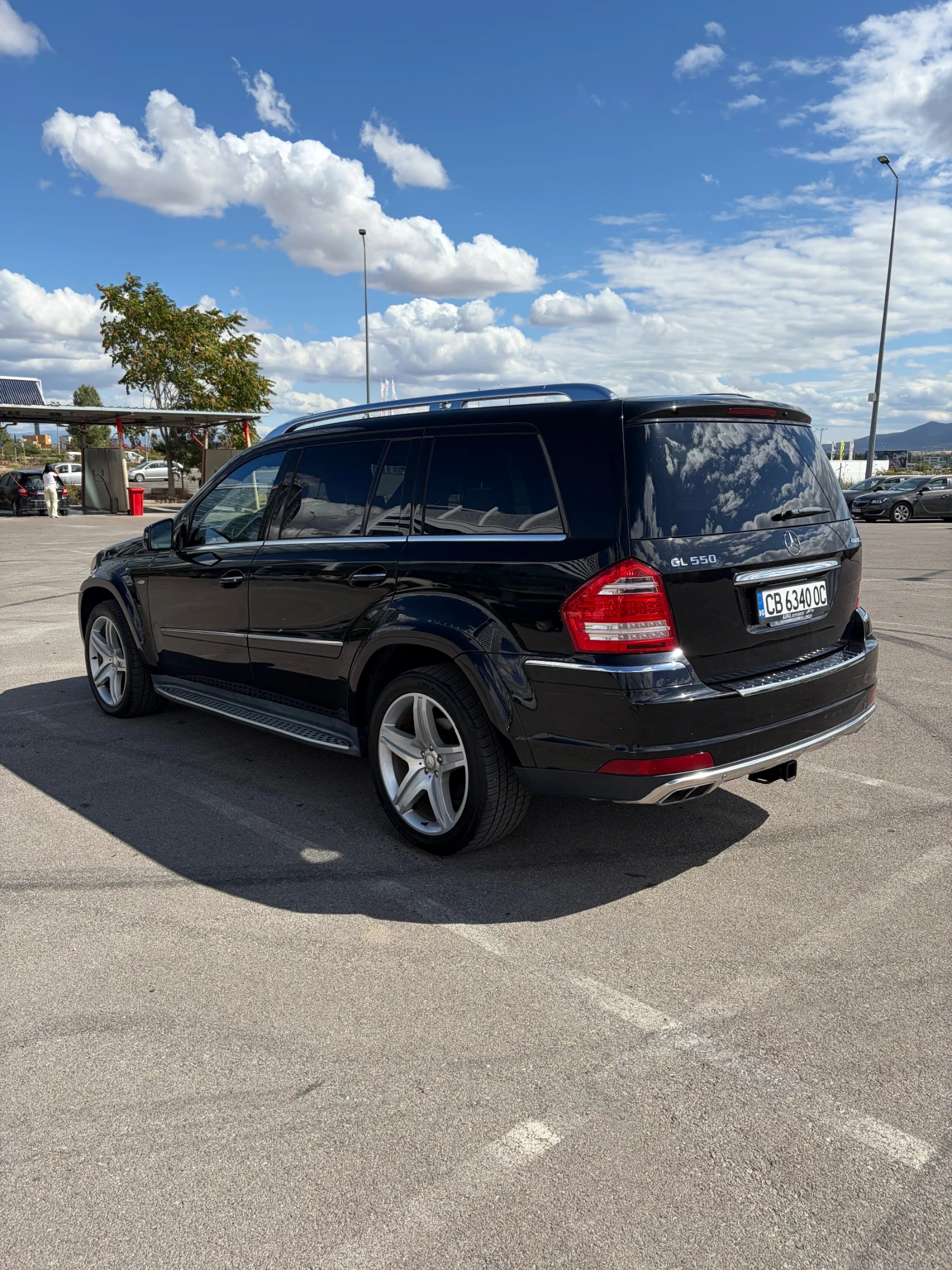 Mercedes-Benz GL 550, снимка 4 - Автомобили и джипове - 56182090