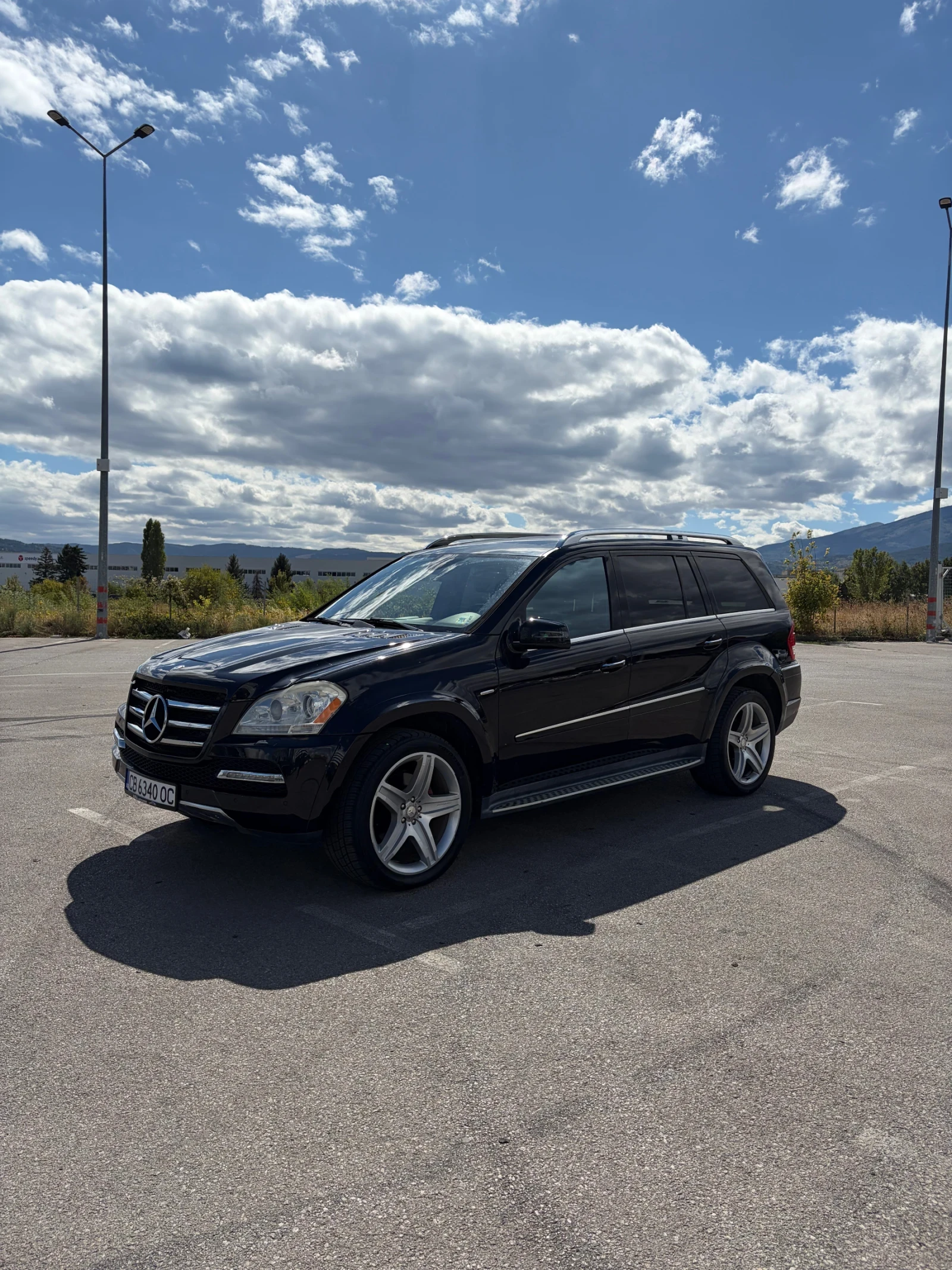 Mercedes-Benz GL 550, снимка 16 - Автомобили и джипове - 56182090