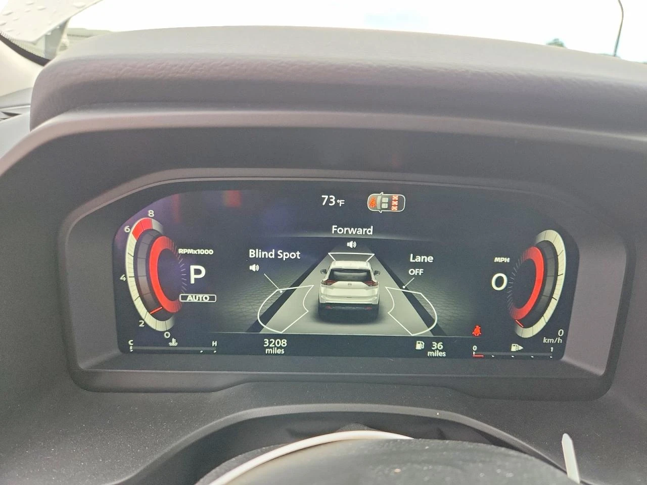 Nissan Rogue 1.5l Platinum, снимка 9 - Автомобили и джипове - 56225708