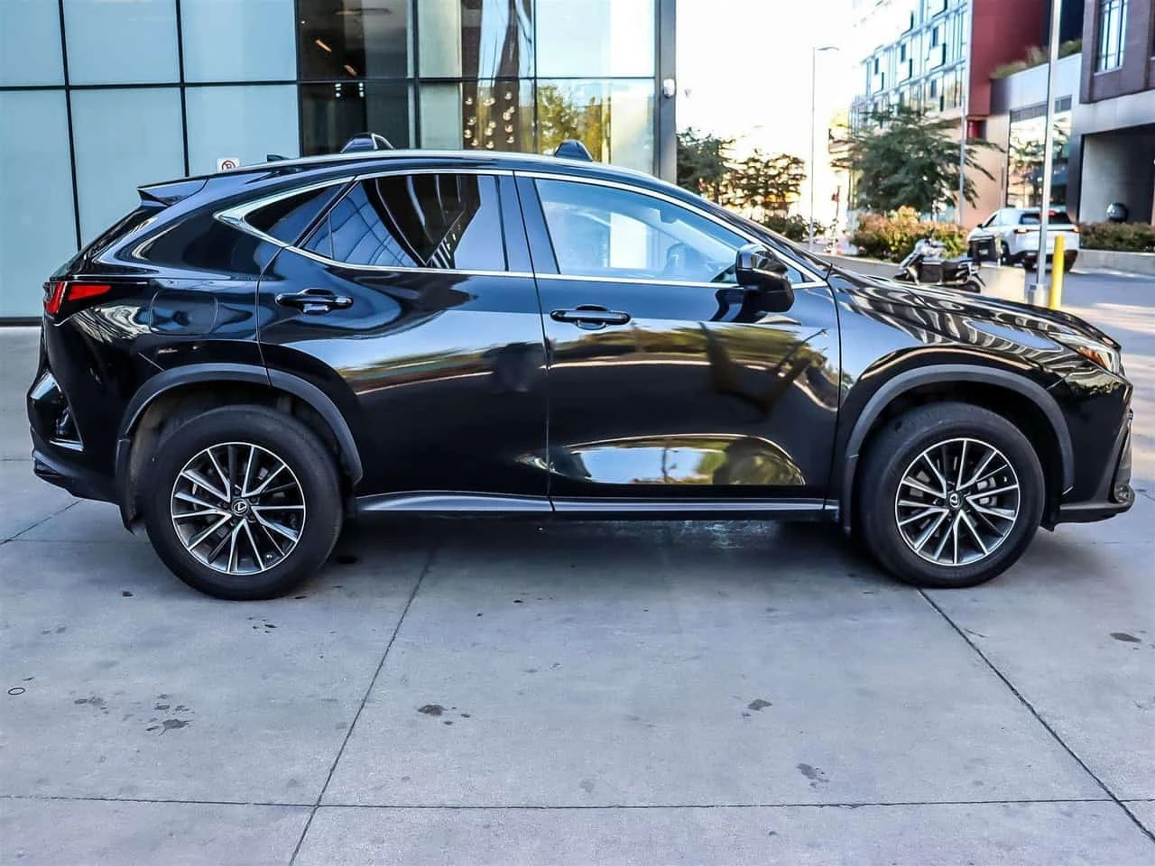 Lexus NX  450H+ | PLUG IN HYBRID| AWD| NAVI| ���������  | Mobile.bg � ����������� 3
