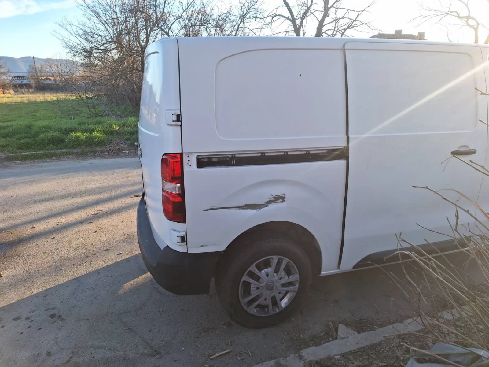 Opel Vivaro 2, 0 122кс - изображение 4