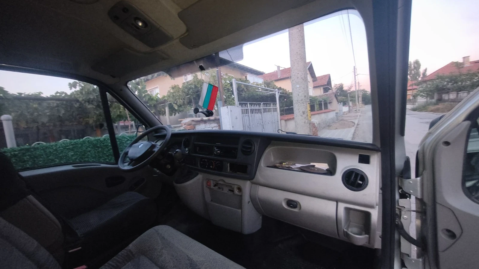 Renault Master, снимка 5 - Бусове и автобуси - 56402933