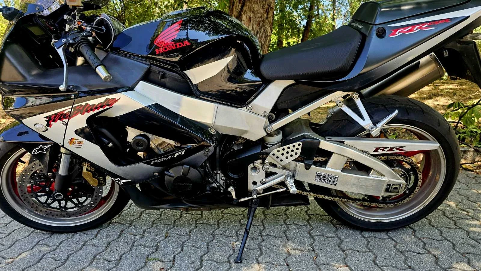 Honda Cbr Fireblade - изображение 3