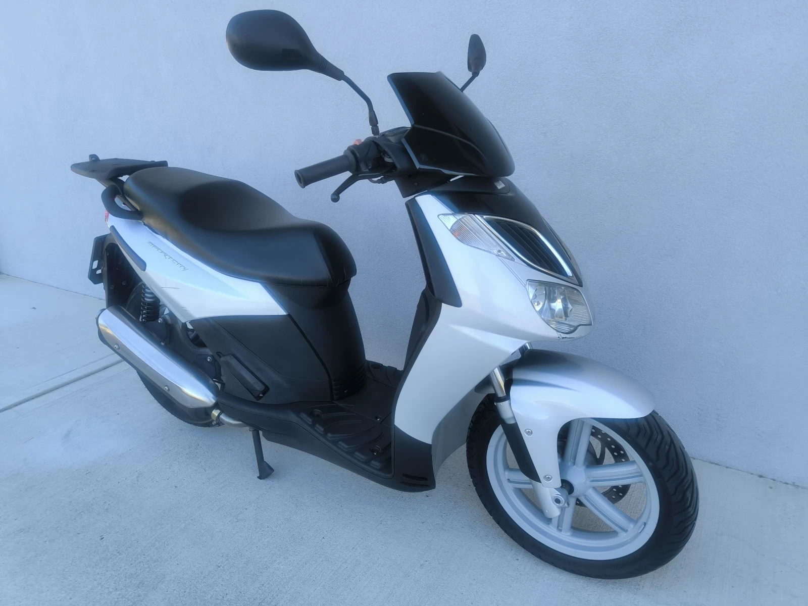 Aprilia 200 Sport City - изображение 2
