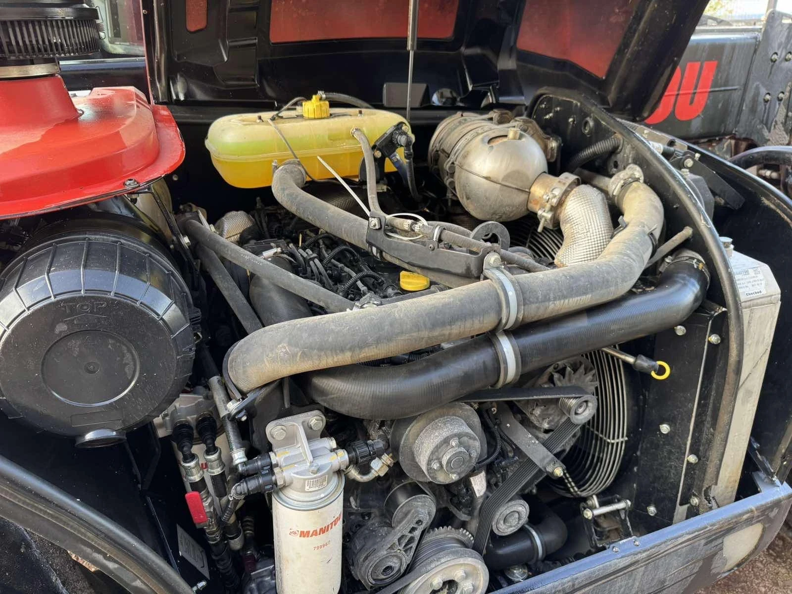 Телескопичен товарач Manitou MLT 733 - изображение 4