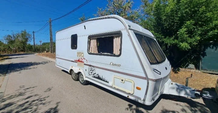 Каравана Caravelair Cayenne , снимка 3 - Каравани и кемпери - 56047301