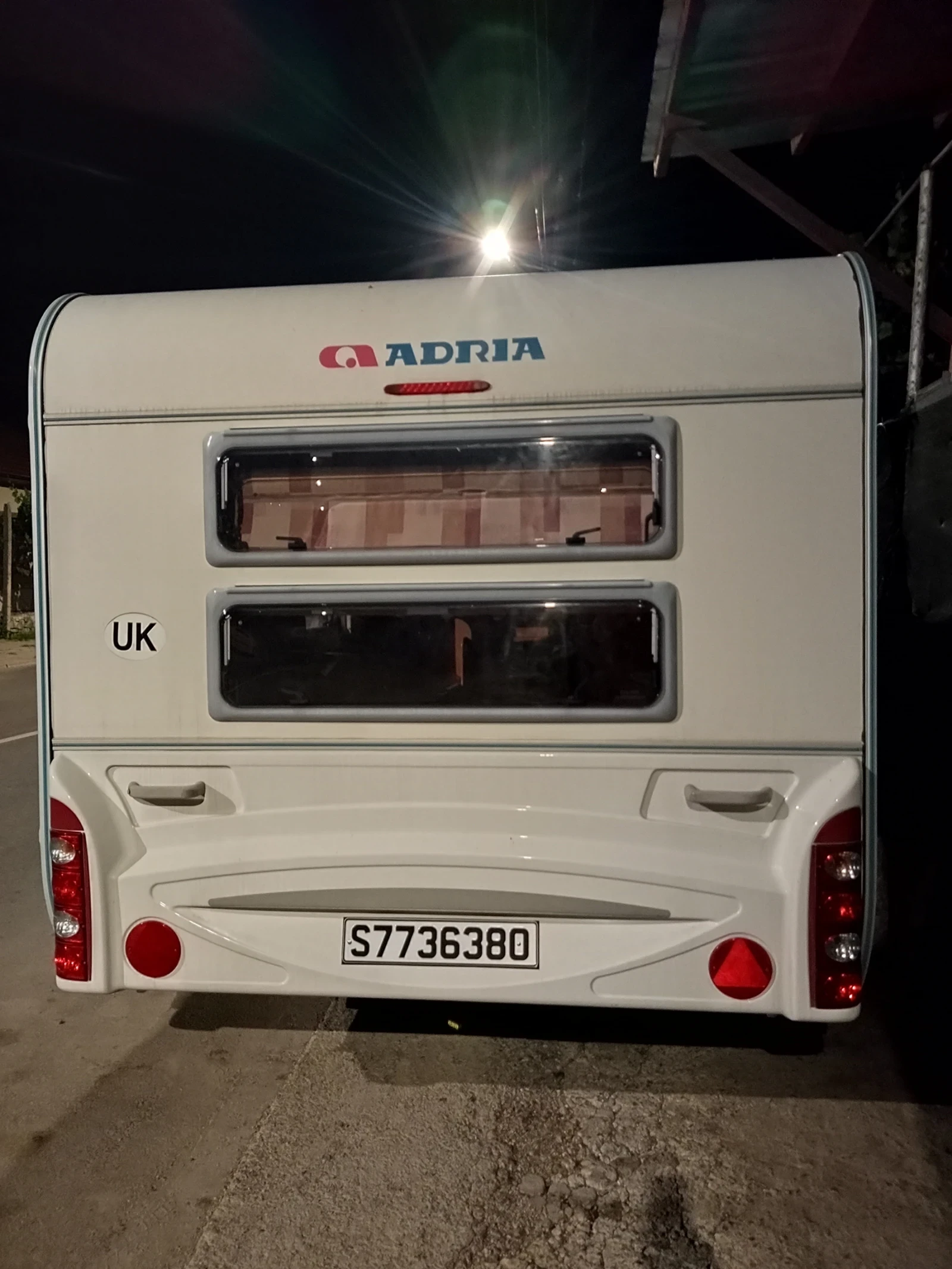Каравана Adria, снимка 2 - Каравани и кемпери - 54991562