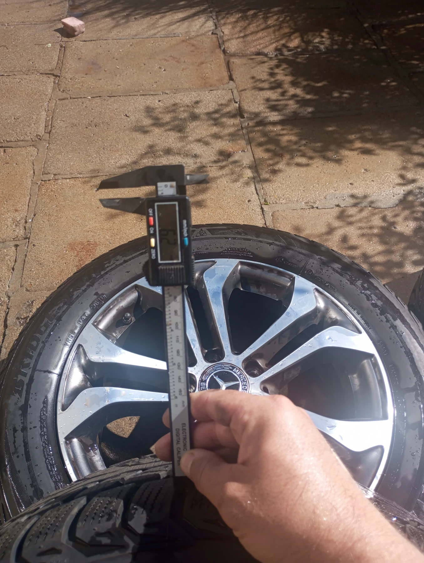 ���� � ������ 235/55R17 �� Mercedes-Benz C 220 | Mobile.bg � ����������� 2