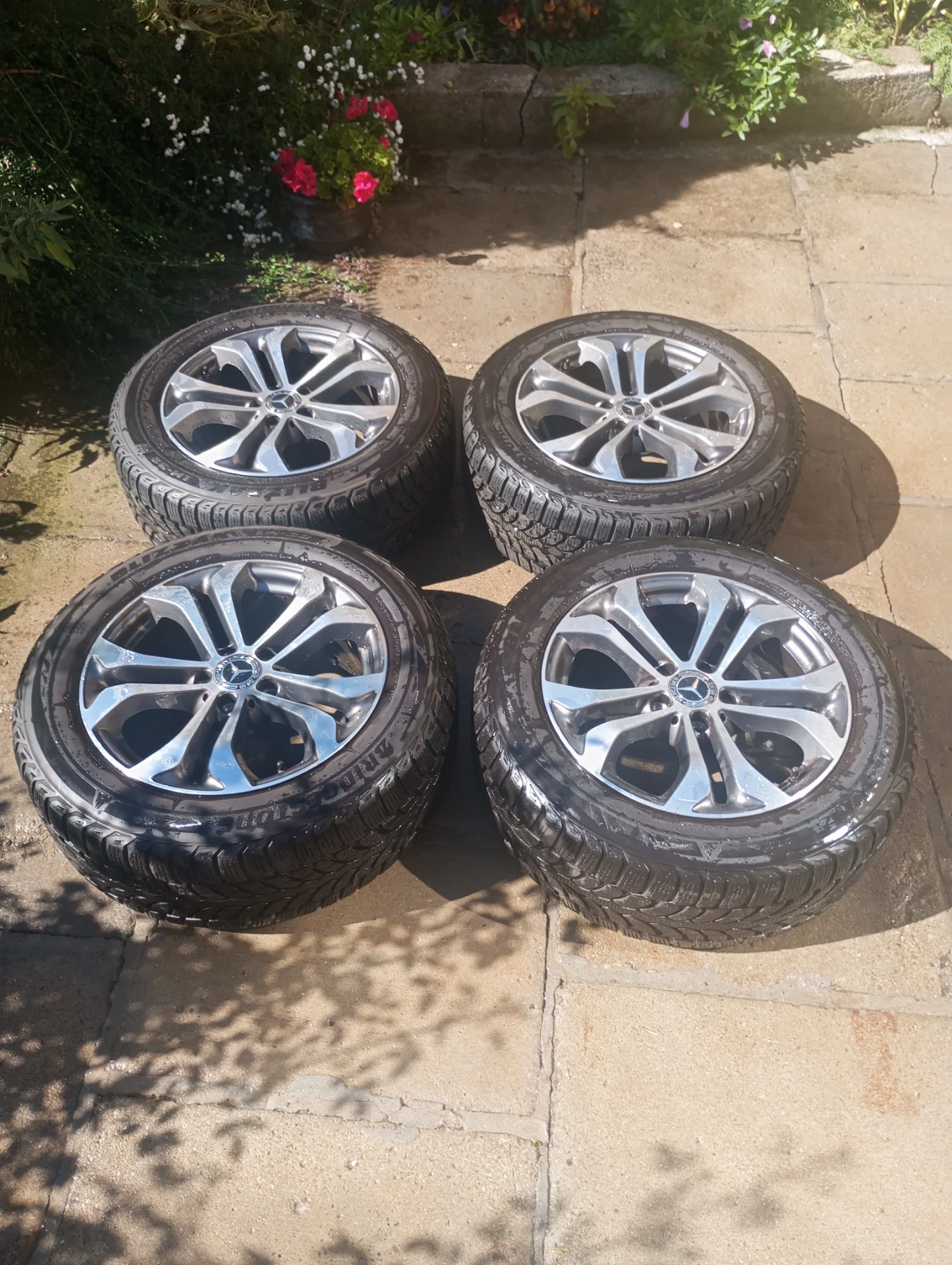 ���� � ������ 235/55R17 �� Mercedes-Benz C 220 | Mobile.bg � ����������� 1