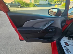 Citroen C4 Picasso 1.6 ПЕРФЕКТЕН 7места, снимка 9