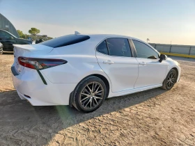 Toyota Camry 2.5l Se, снимка 3