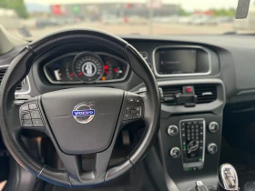 Volvo V40, снимка 15