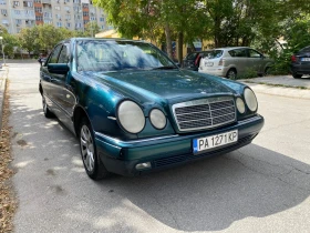 Mercedes-Benz E 230 АГУ, снимка 15