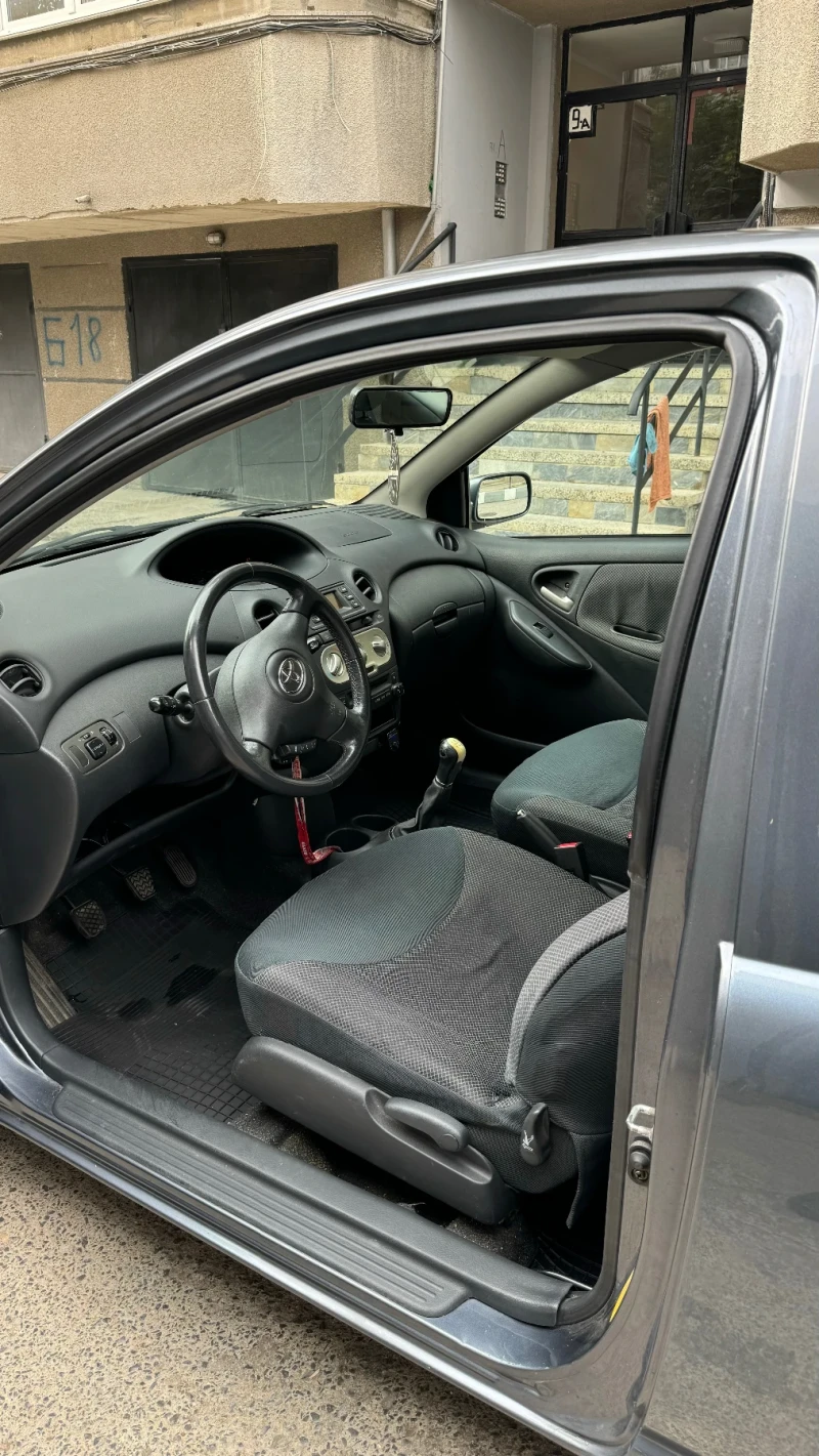 Toyota Yaris, снимка 5 - Автомобили и джипове - 47081396