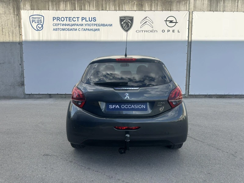 Peugeot 208, снимка 5 - Автомобили и джипове - 47893366