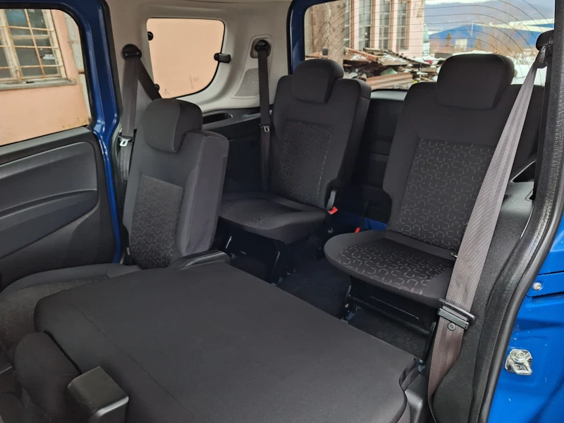 Fiat Doblo 1, 6M-Jet* Автомат* 7места , снимка 11 - Автомобили и джипове - 48681989