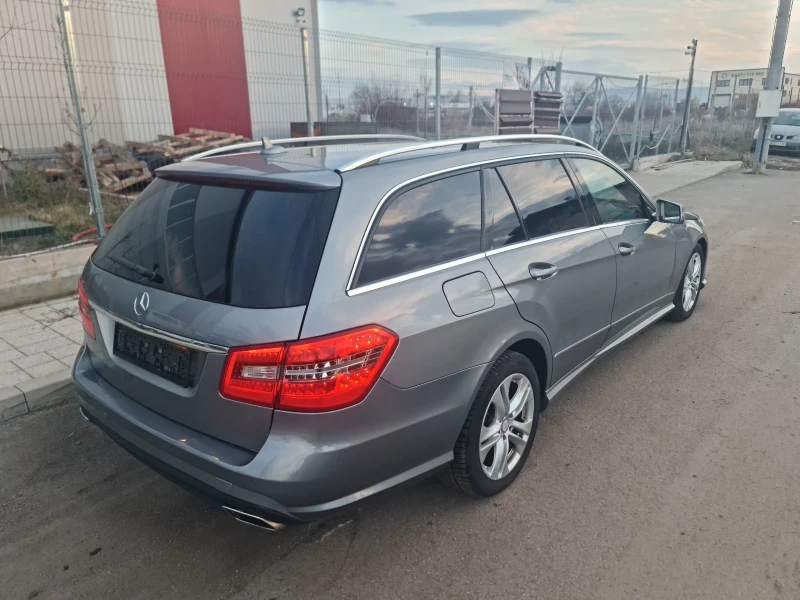 Mercedes-Benz E 350 4-MATIC AMG-пакет бензинов, снимка 5 - Автомобили и джипове - 48882837