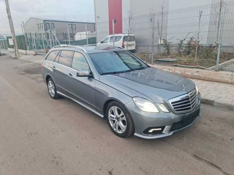 Mercedes-Benz E 350 4-MATIC AMG-пакет бензинов, снимка 7 - Автомобили и джипове - 48882837