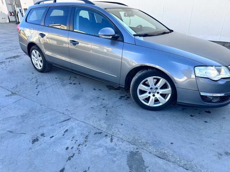 VW Passat, снимка 4 - Автомобили и джипове - 49043185