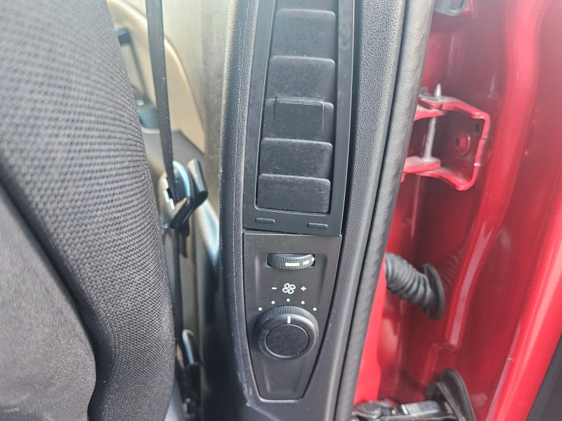 Citroen C4 Picasso 1.6 ПЕРФЕКТЕН 7места, снимка 15 - Автомобили и джипове - 50784787