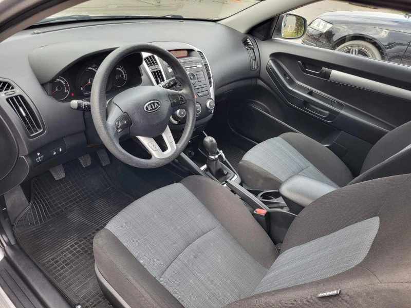 Kia Pro ceed, снимка 9 - Автомобили и джипове - 52208805