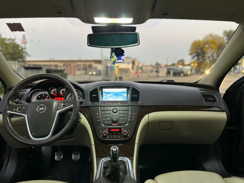 Opel Insignia 2.0 CDTI, снимка 5 - Автомобили и джипове - 52095363