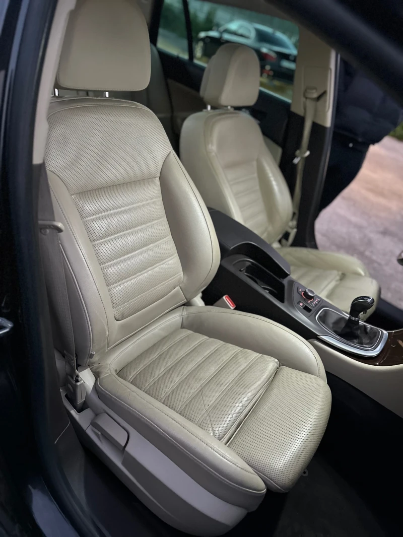 Opel Insignia 2.0 CDTI, снимка 6 - Автомобили и джипове - 52095363