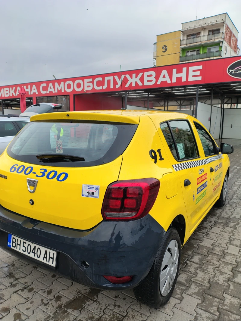 Dacia Sandero, снимка 4 - Автомобили и джипове - 52514150