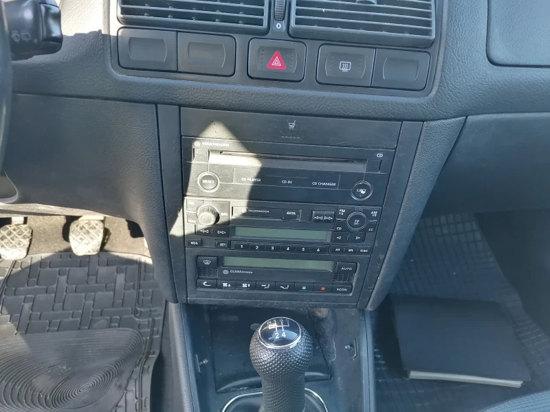 VW Golf 1.9TDI, 101кс, 04г, ИТАЛИЯ , снимка 13 - Автомобили и джипове - 53262697