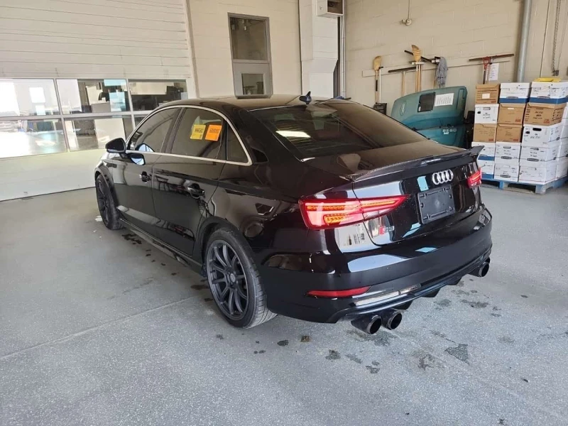 Audi S3 RS GRILL/ AKRAPOVIC /LED, снимка 2 - Автомобили и джипове - 53590772