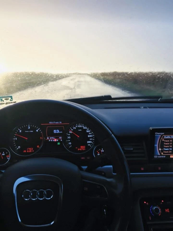 Audi A8, снимка 13 - Автомобили и джипове - 54306870