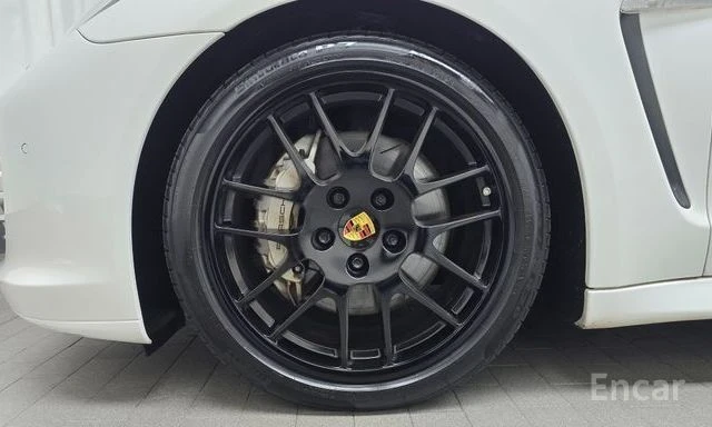 Porsche Panamera, снимка 7 - Автомобили и джипове - 54466792