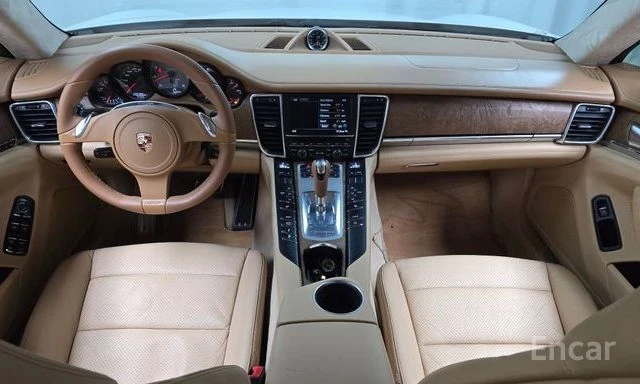 Porsche Panamera, снимка 5 - Автомобили и джипове - 54466792