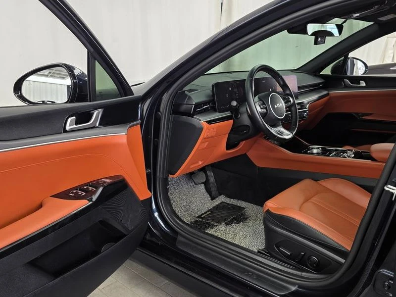 Kia K5 Prestige| 195к.с.| ВКЛ.ТЕХНОТЕСТ, снимка 10 - Автомобили и джипове - 55098930