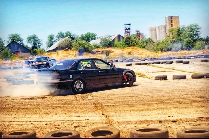 BMW 325 M50B25 Drift car, снимка 3 - Автомобили и джипове - 56185661