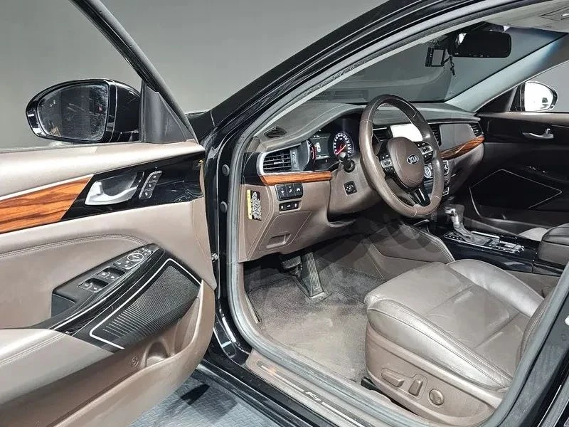 Kia K7, снимка 10 - Автомобили и джипове - 56689506