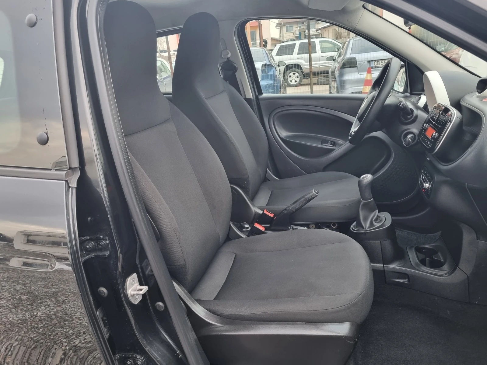 Smart Forfour 1.0, EURO 6B | Mobile.bg — изображение 13