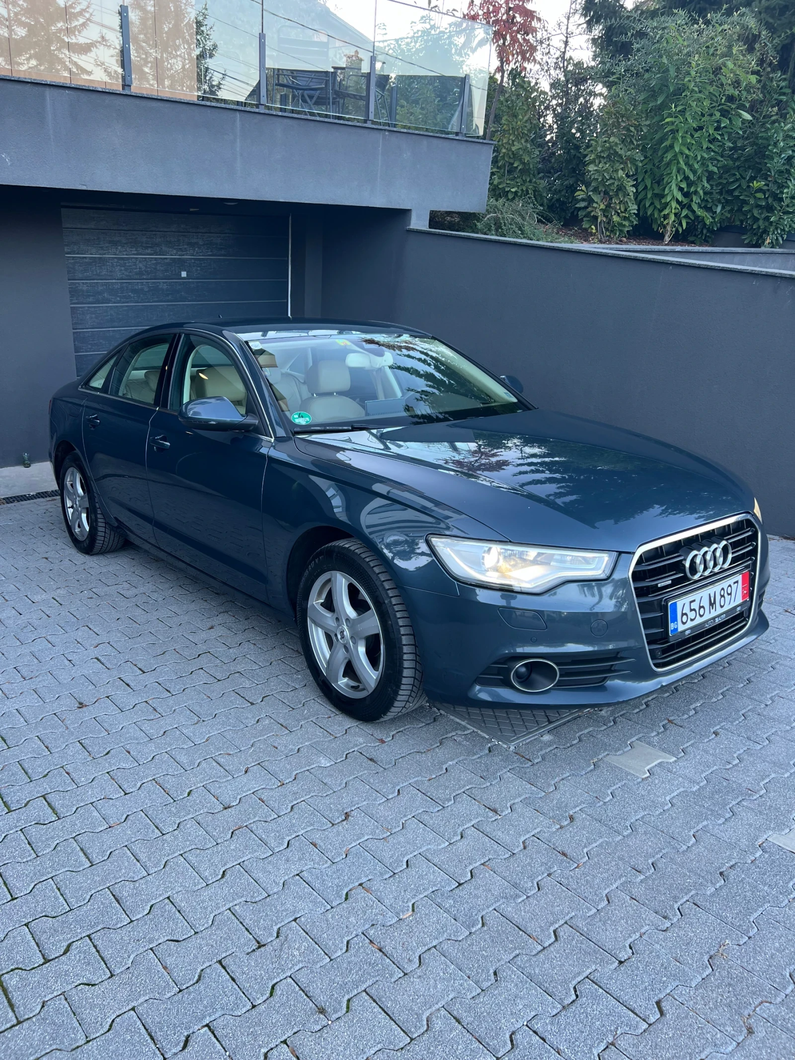 Audi A6 3.0TDI DISTRONIC/KEYLESS/MEMORY/СЕРВИЗНА ИСТОРИЯ - [1] 