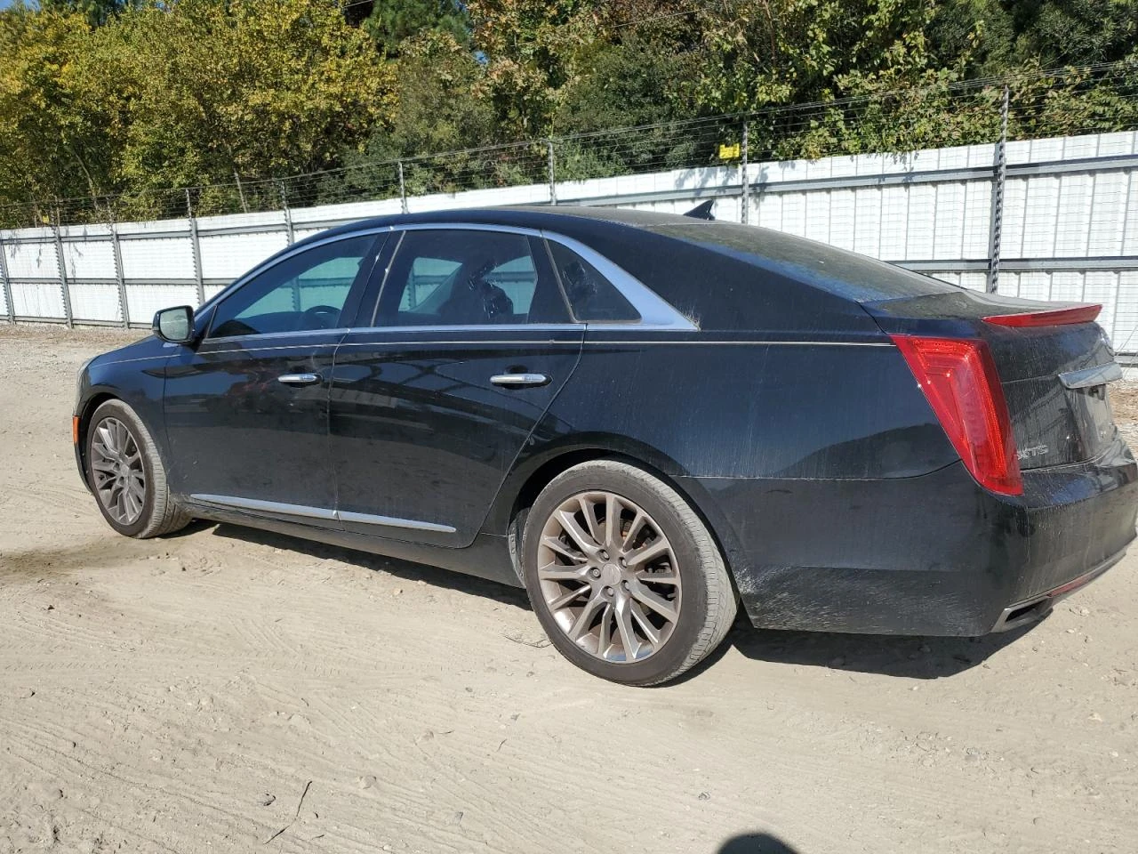 Cadillac XTS 3.6L V6 * Погрев отпред/отзад * Oпция за Газово - изображение 2