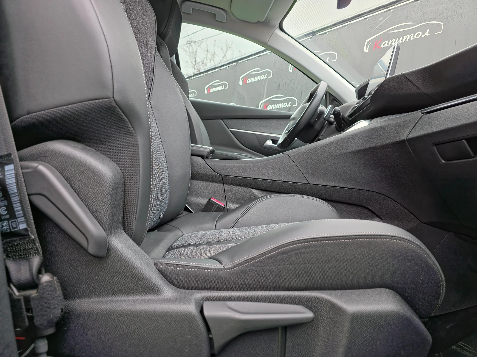 Peugeot 3008 1.5BlueHdi EAT8 ALLURE - изображение 9