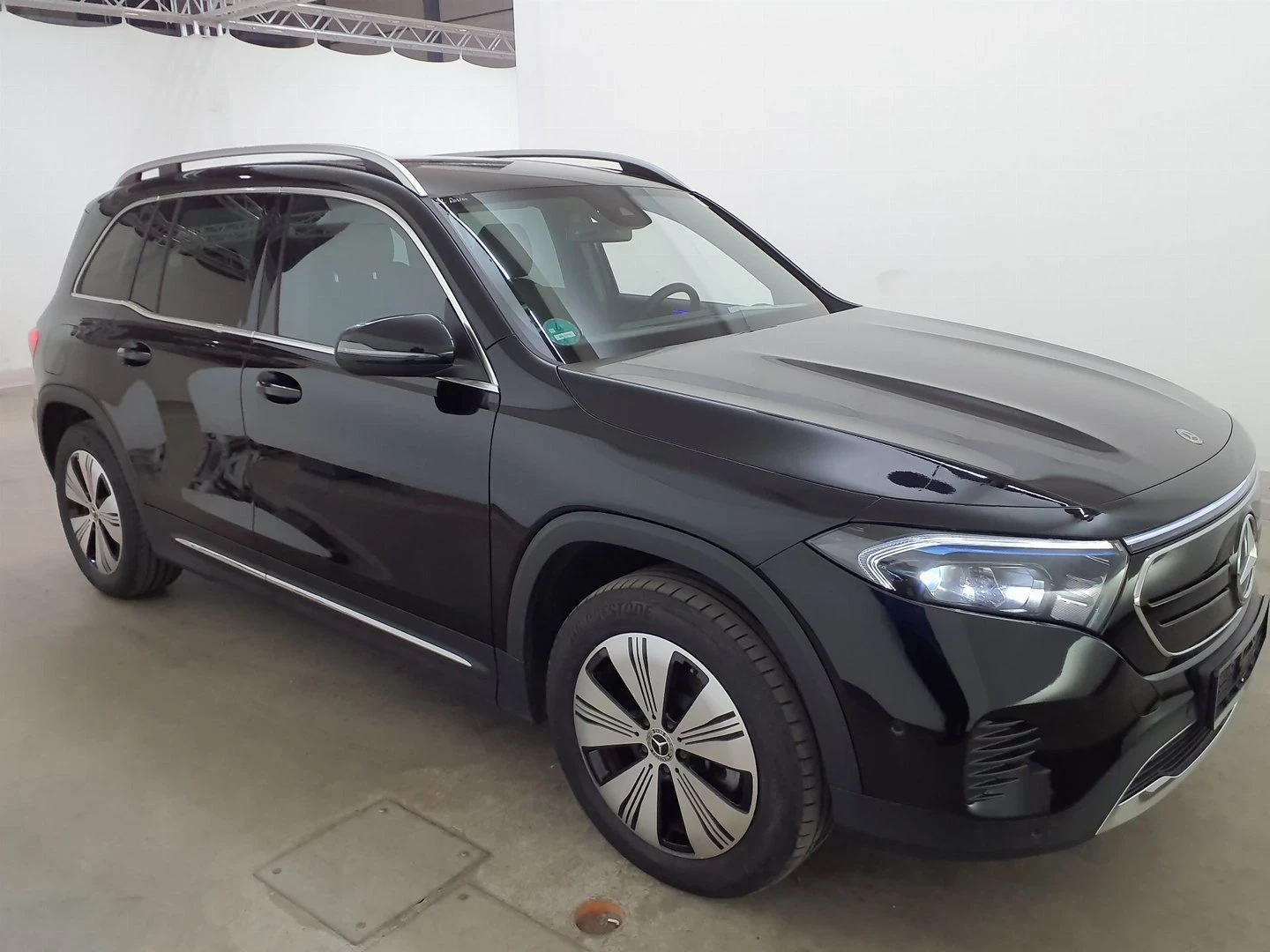 Mercedes-Benz EQB Progressive 250 4MATIC  - изображение 6