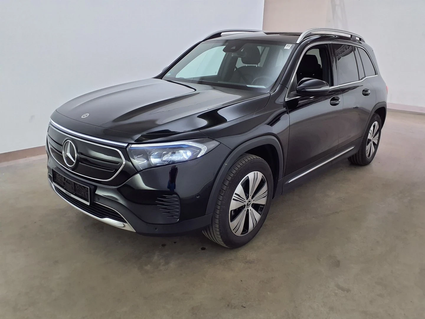 Mercedes-Benz EQB Progressive 250 4MATIC  - изображение 2