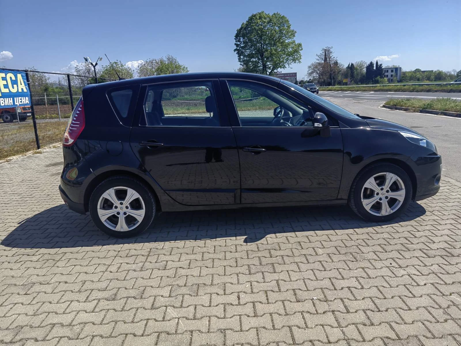 Renault Scenic 1.5 dCi - изображение 3