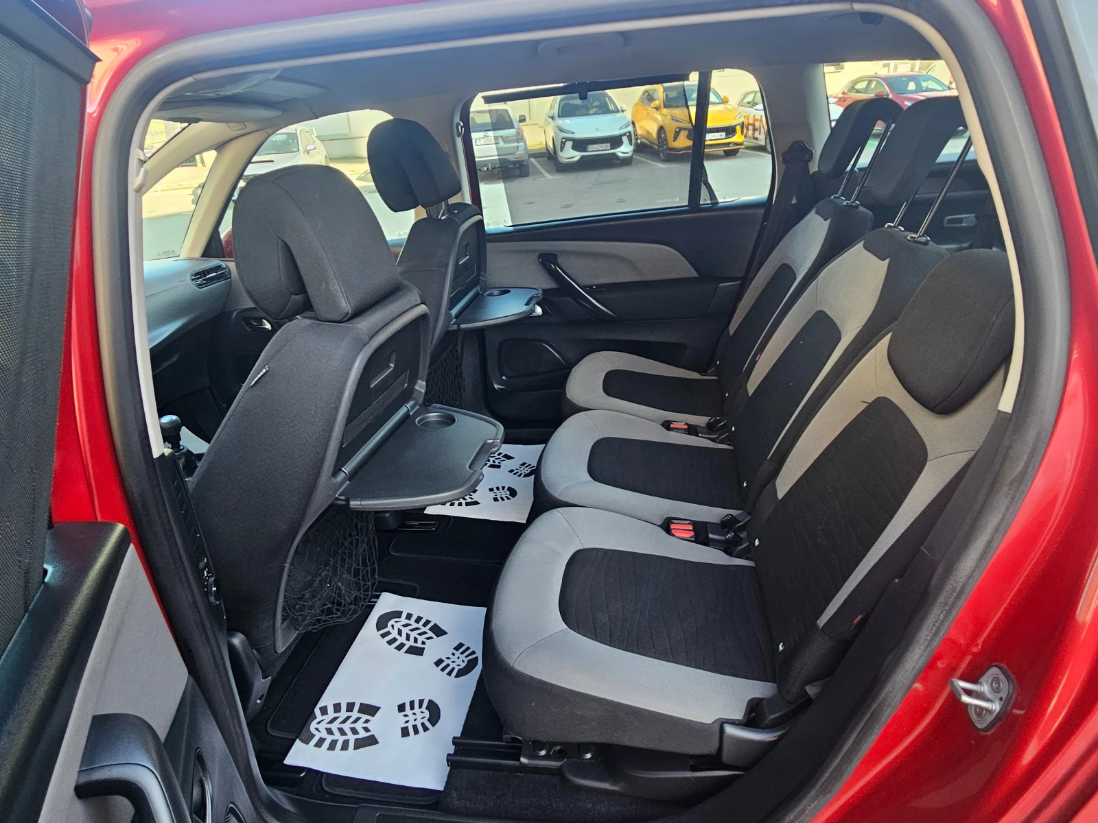 Citroen C4 Picasso 1.6  7 | Mobile.bg   11