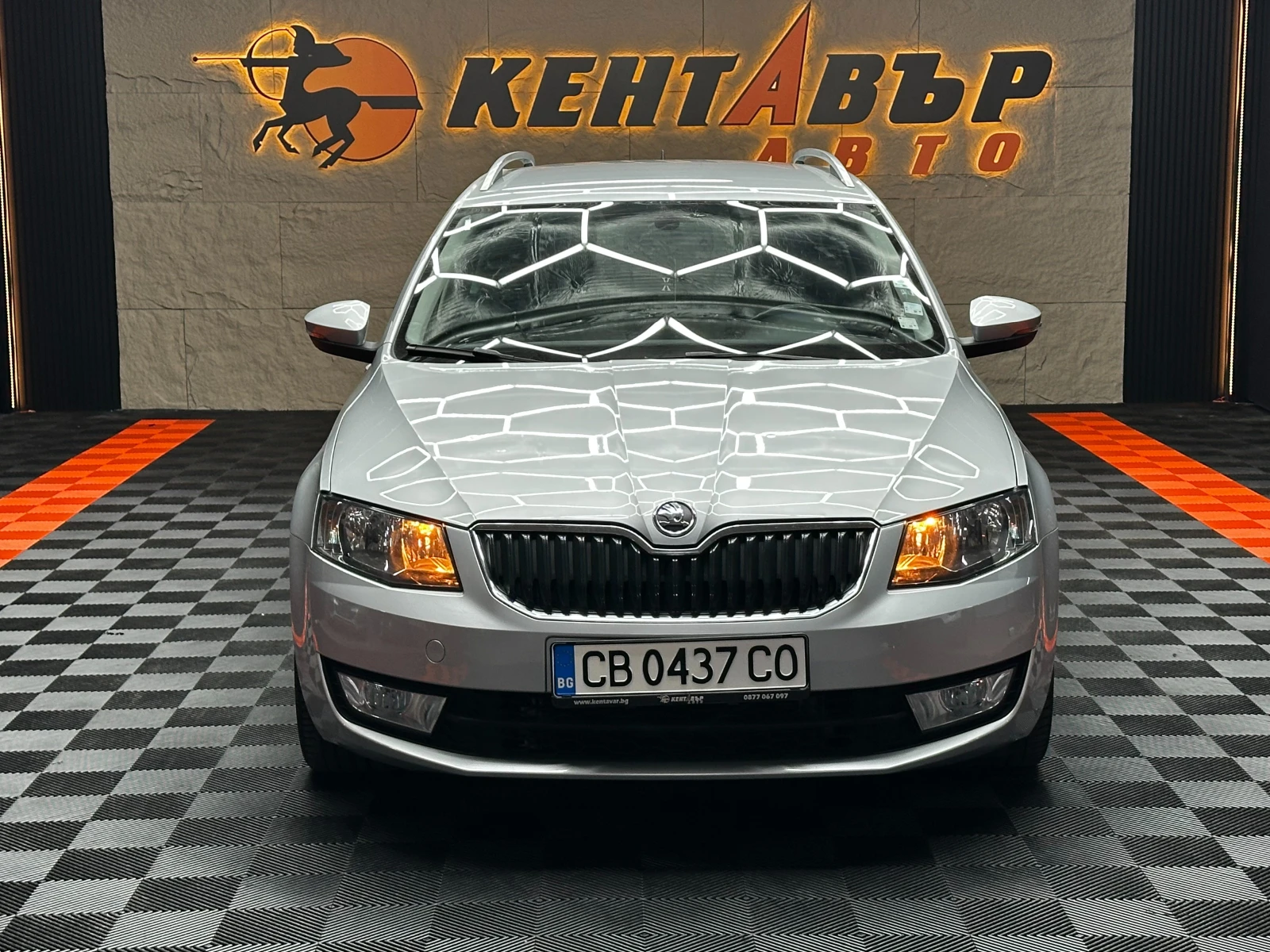 Skoda Octavia 1.8i 180 к.с./ГАРАНЦИЯ/БАРТЕР/ЛИЗИНГ/КОМЕНТАР, снимка 2 - Автомобили и джипове - 51357367