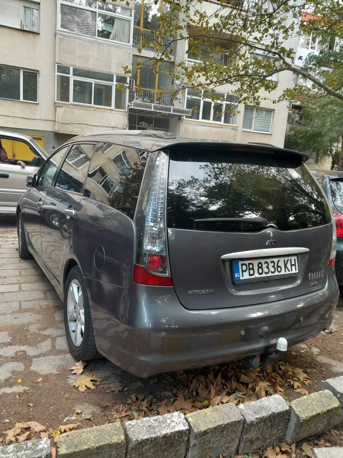 Mitsubishi Grandis 2, 0 D - изображение 5