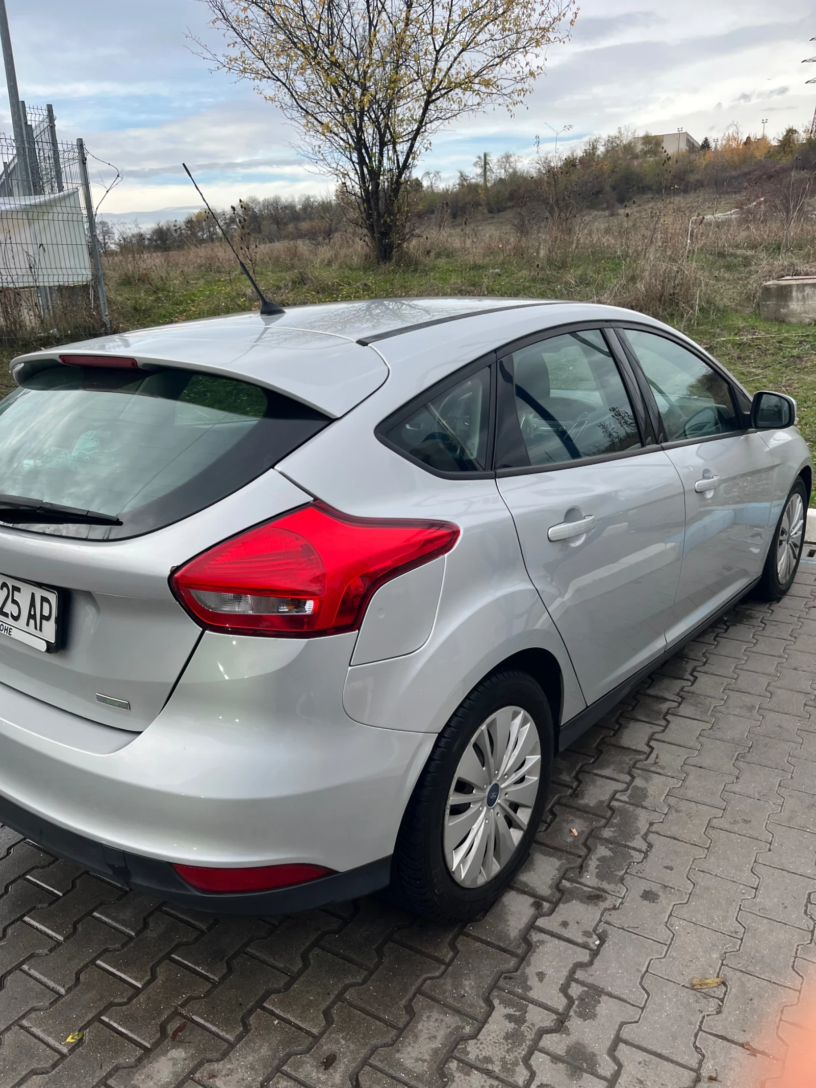Ford Focus 1.0EcoBoost - изображение 5