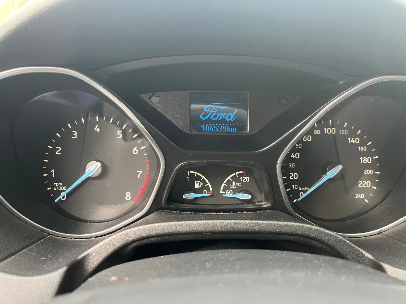 Ford Focus 1.0EcoBoost - изображение 6