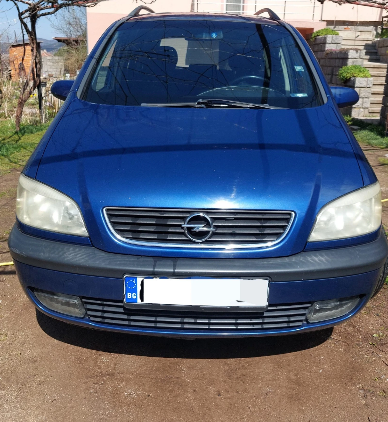 Opel Zafira 2.0 dti, снимка 2 - Автомобили и джипове - 52683217