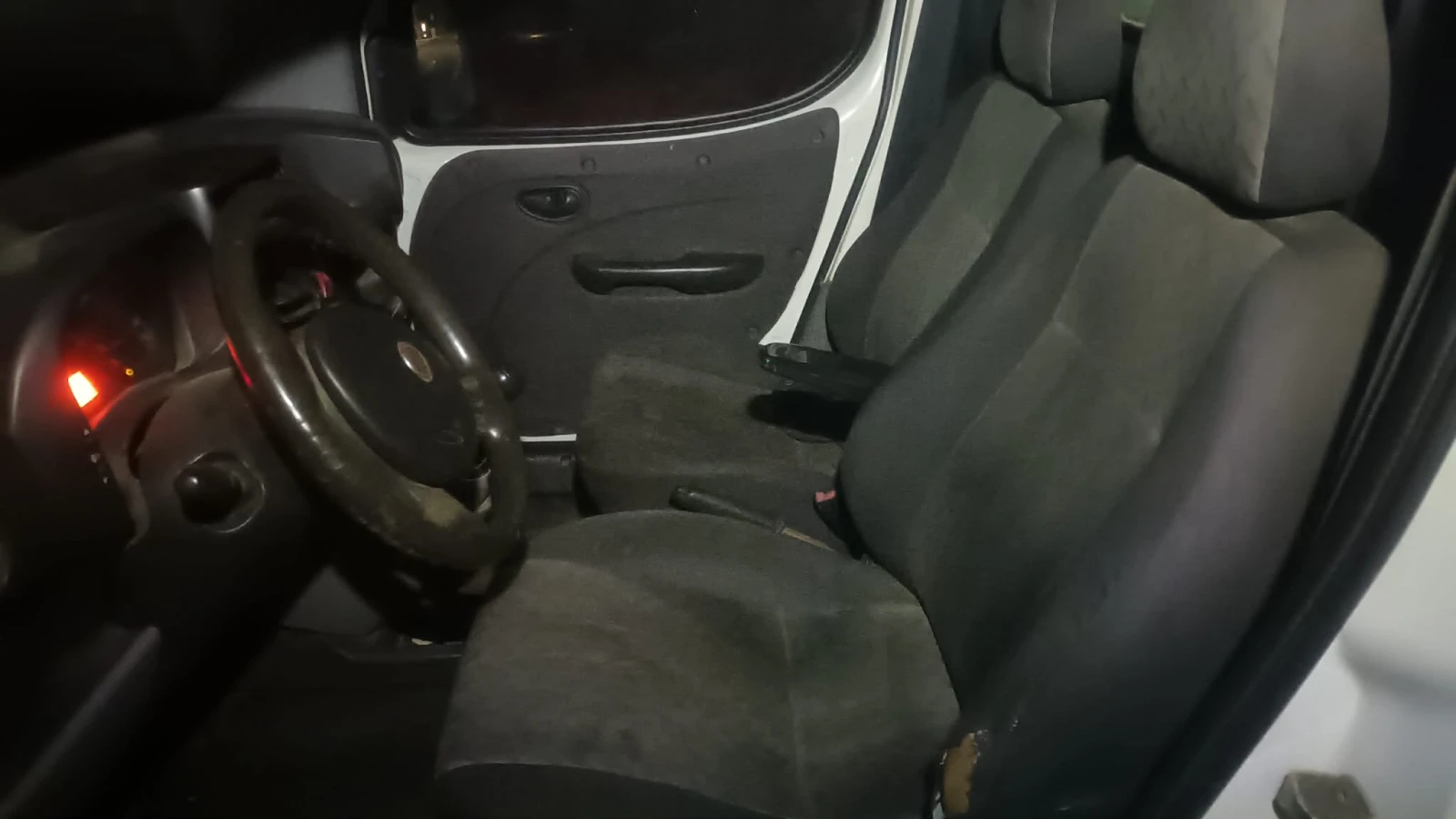 Fiat Doblo 1.3 Multidjet - изображение 6